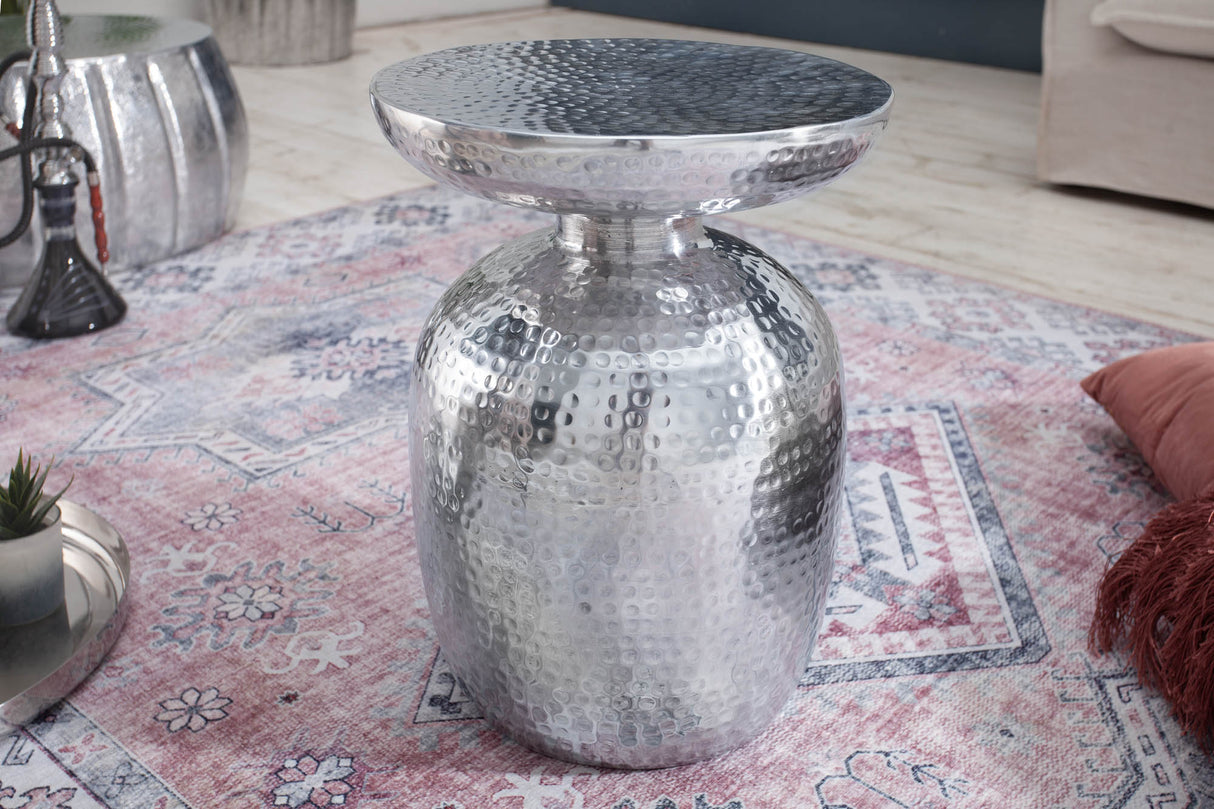 Beistelltisch ORIENT 50cm mit Hammerschlageffekt silber