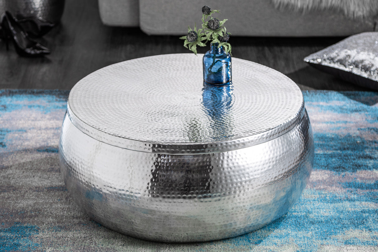 Couchtisch ORGANIC ORIENT 70cm mit Hammerschlageffekt silber
