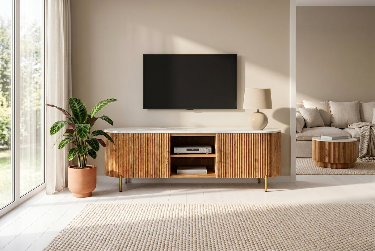 TV-Board TRES CHIC 140cm Mangoholz natur mit weißer Marmorplatte und goldenen Griffen
