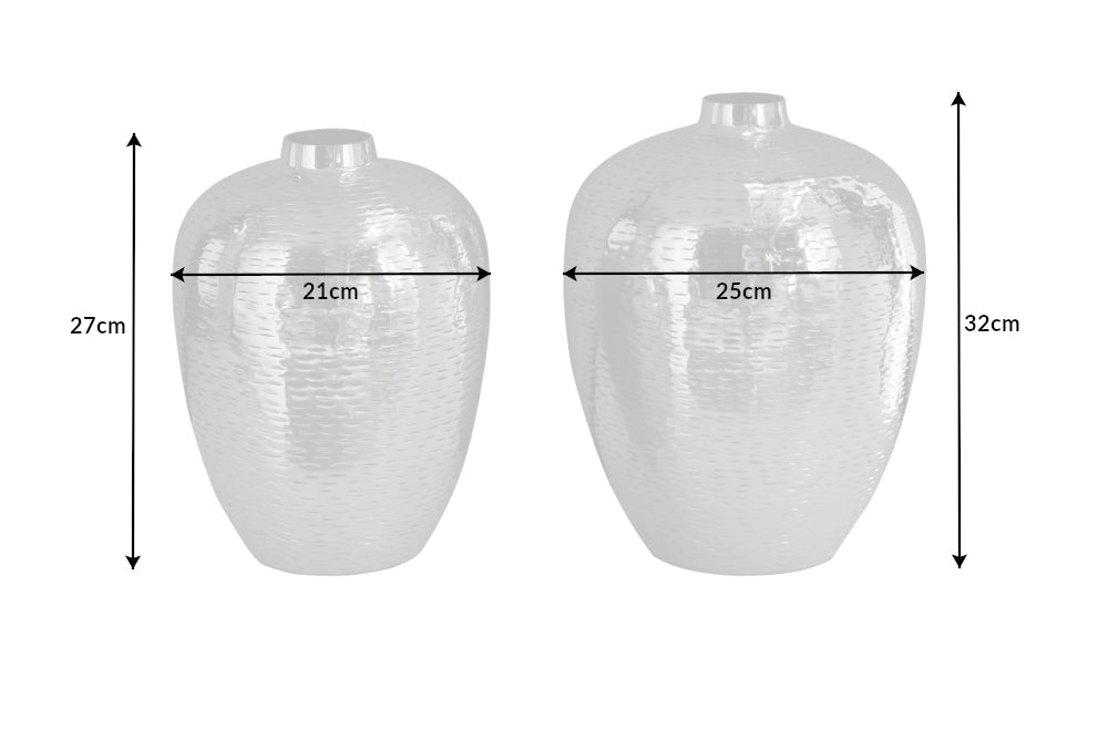 Vase ORIENTAL set of 2 with hammer stroke effect silver