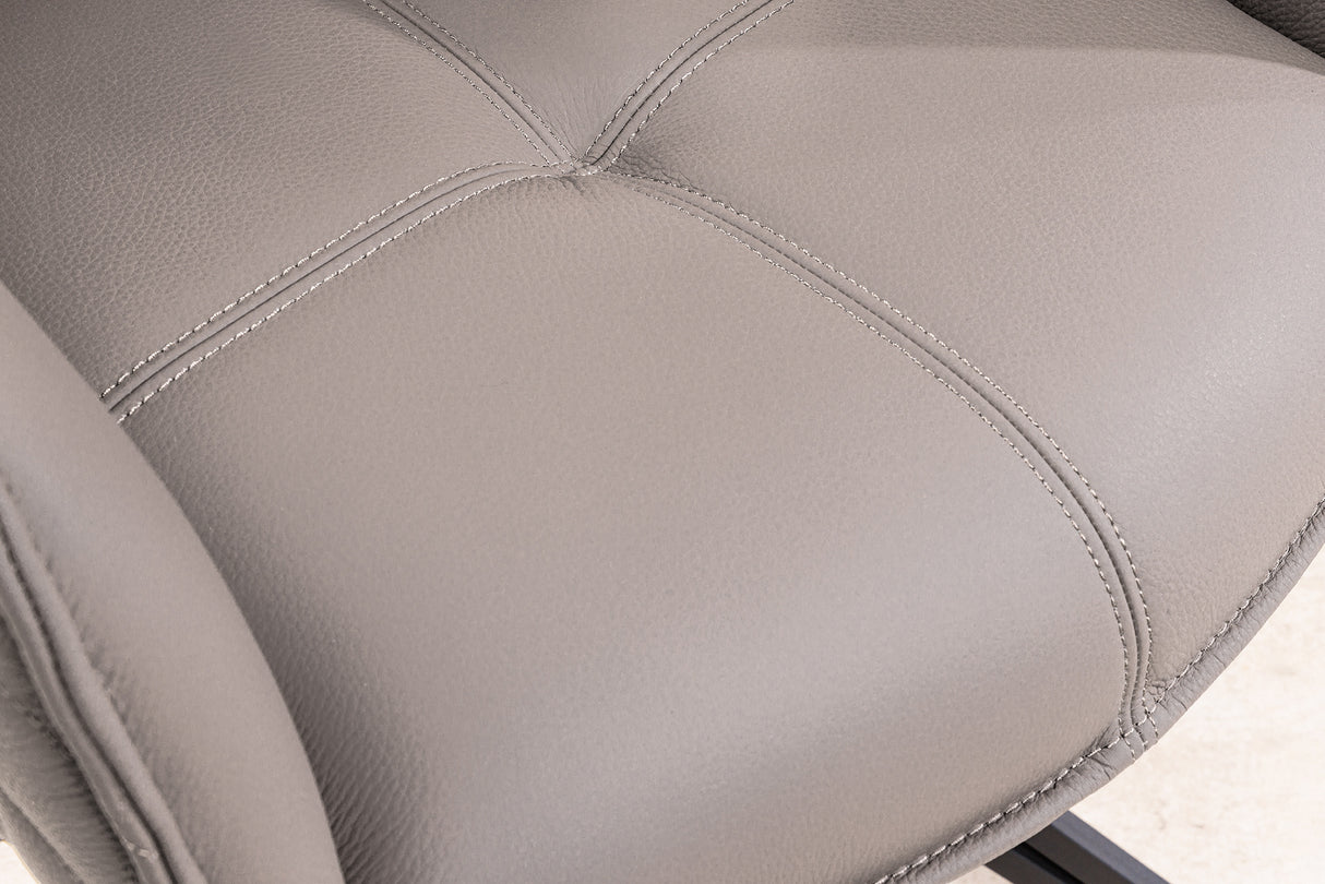 Drehstuhl EUPHORIA drehbar 180° mit Armlehnen Leder taupe