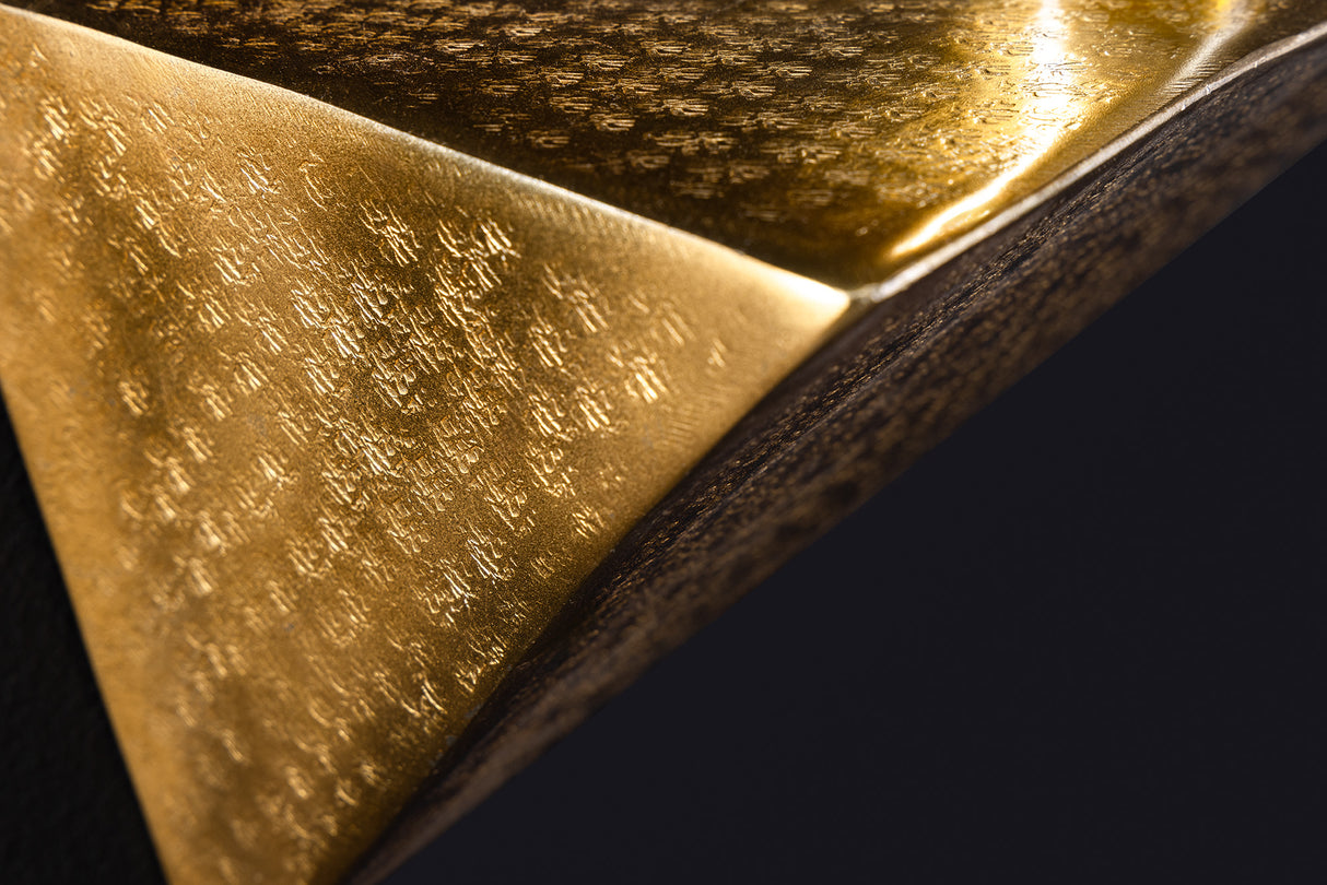 Wall shelf PYRAMID 40cm hammer stroke effect gold