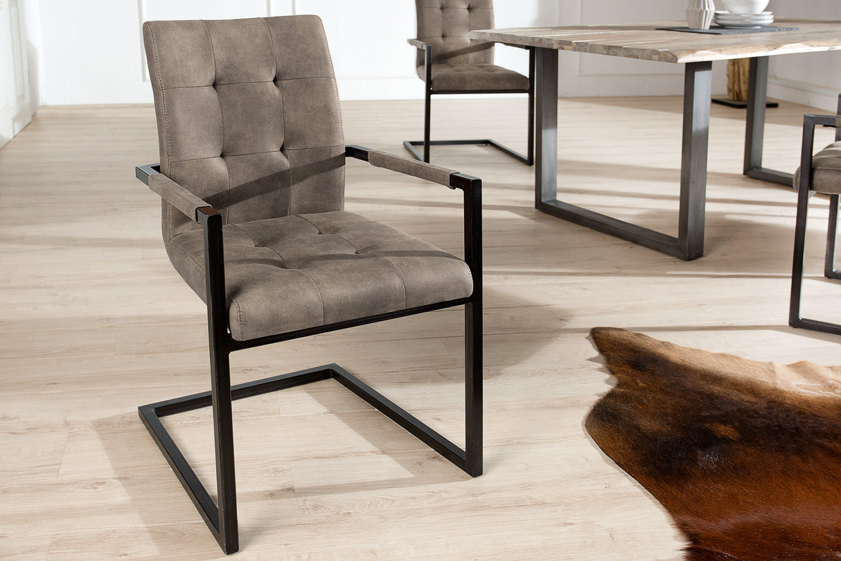 Freischwinger OXFORD mit Armlehnen Mikrofaser antik taupe