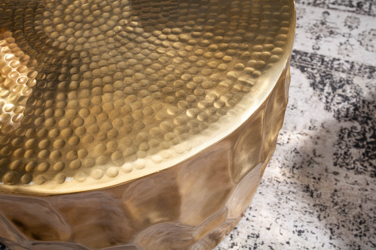 Couchtisch ORGANIC ORIENT 55cm mit Hammerschlageffekt gold