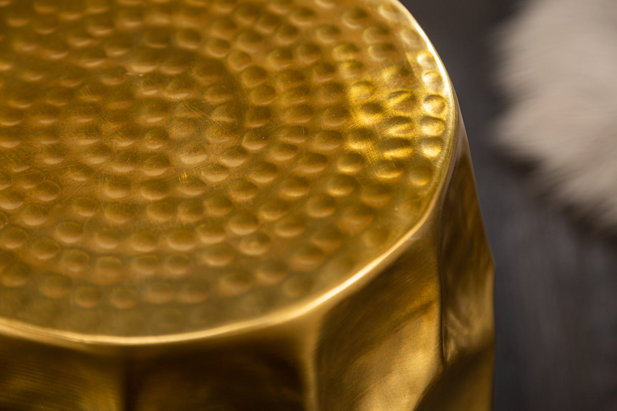 Side table ORGANIC ORIENT 50cm with hammer stroke effect gold
