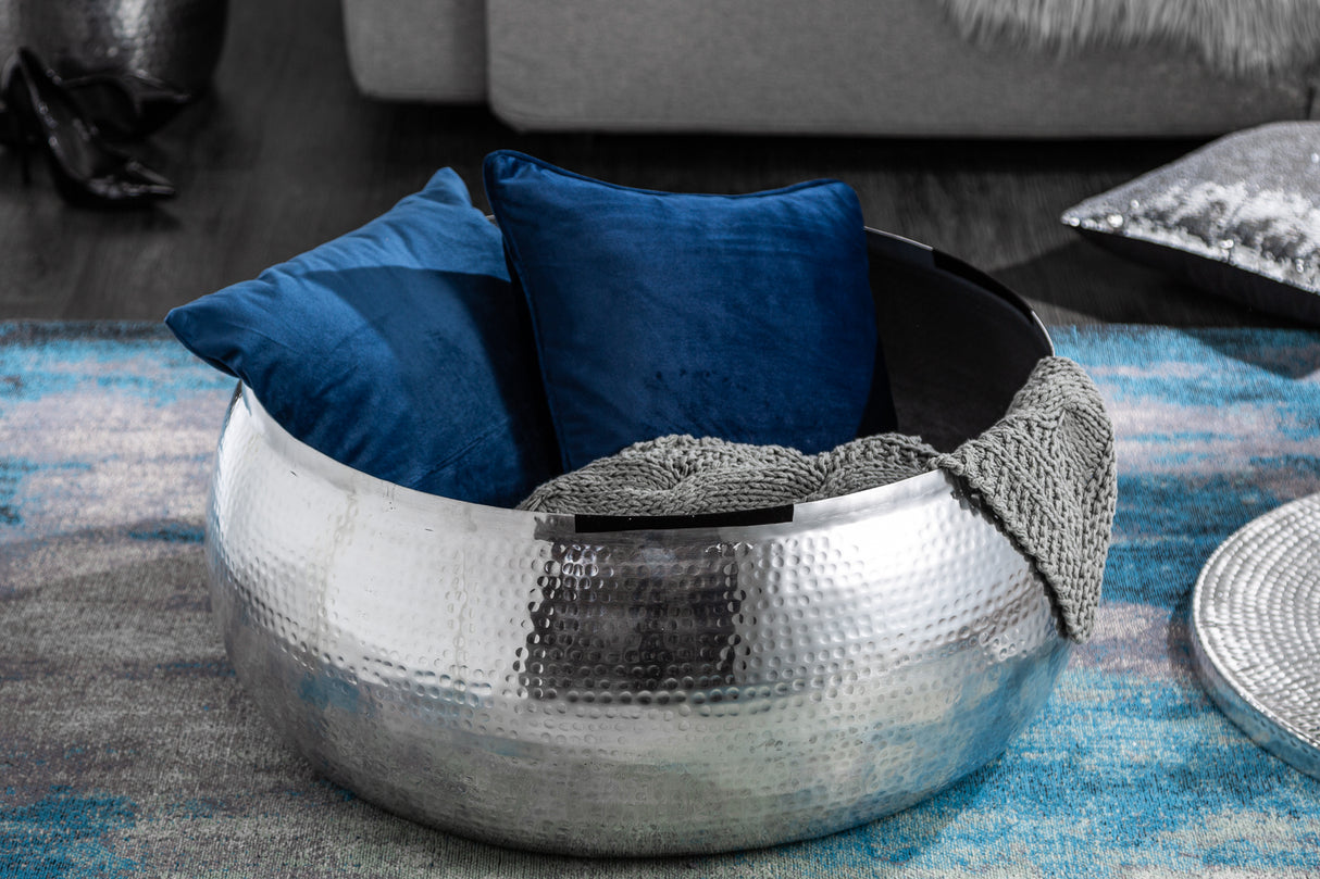 Couchtisch ORGANIC ORIENT 70cm mit Hammerschlageffekt silber