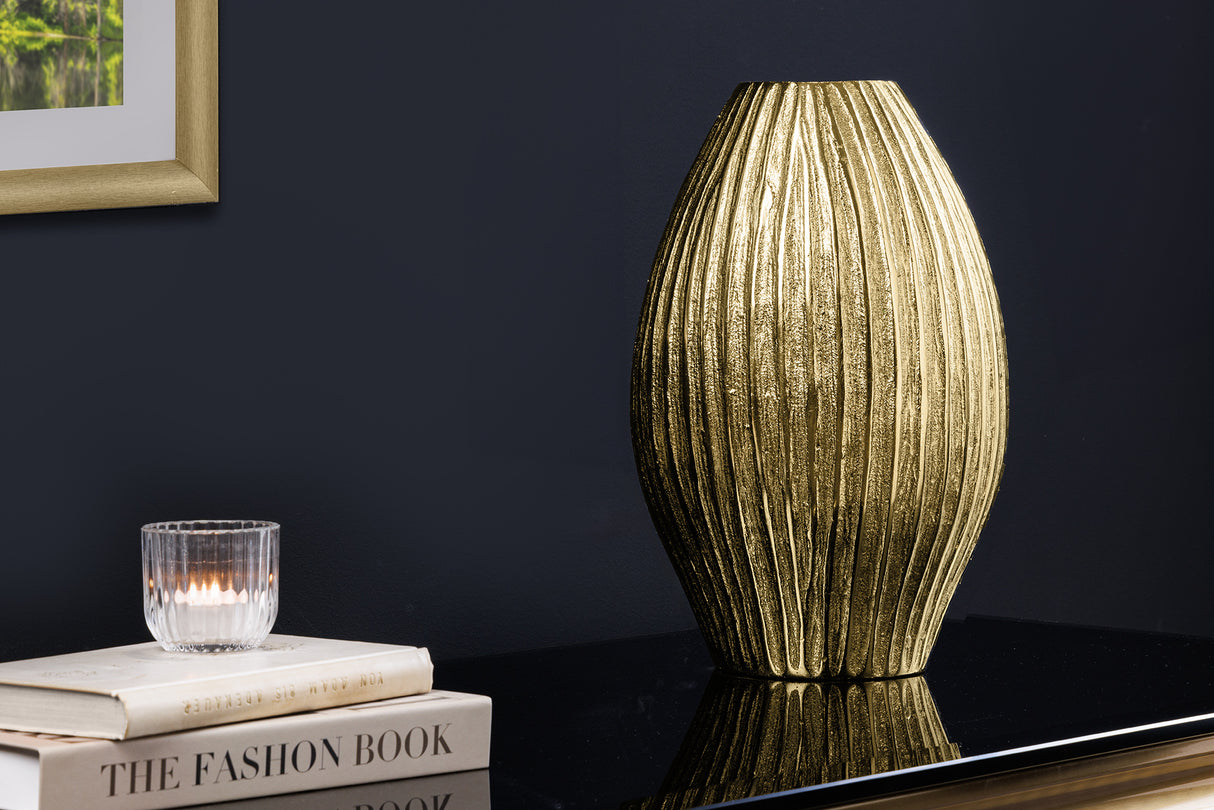 Vase ELEGANCE 30cm with hammer stroke effect antique gold