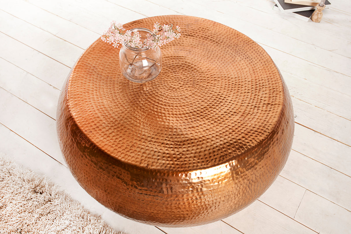 Coffee table ORIENT 80cm with hammer stroke effect copper