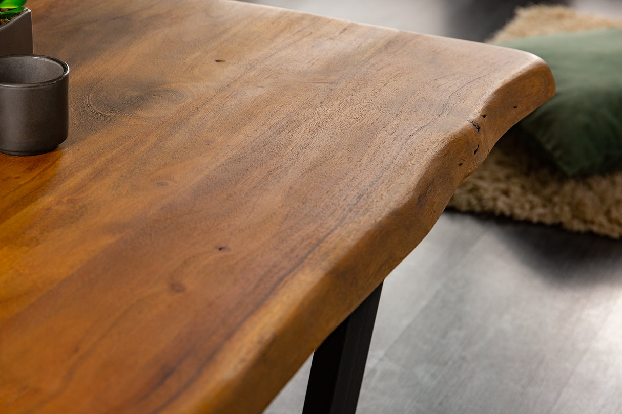 Couchtisch MAMMUT 110cm Trapezbeine 35mm Akazienholz Honig Finish