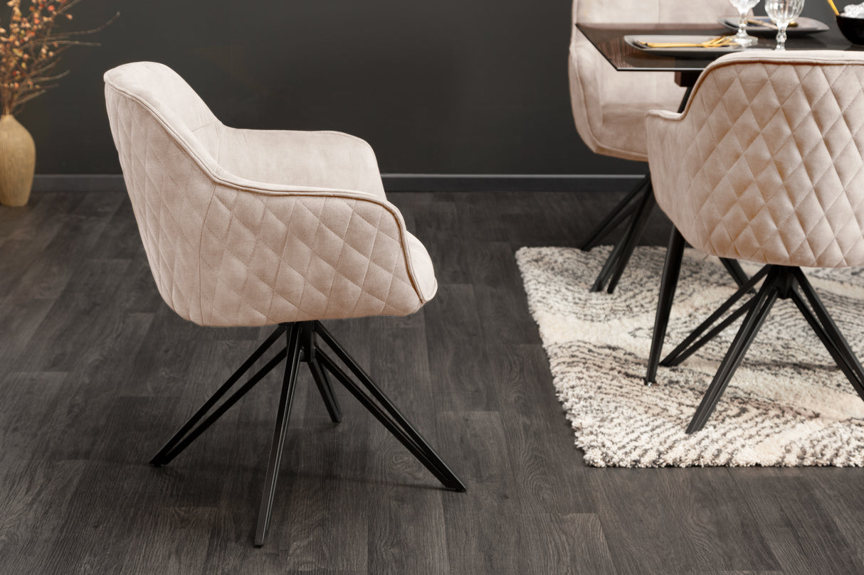 Drehstuhl EUPHORIA drehbar 180° mit Armlehnen Samt champagner greige