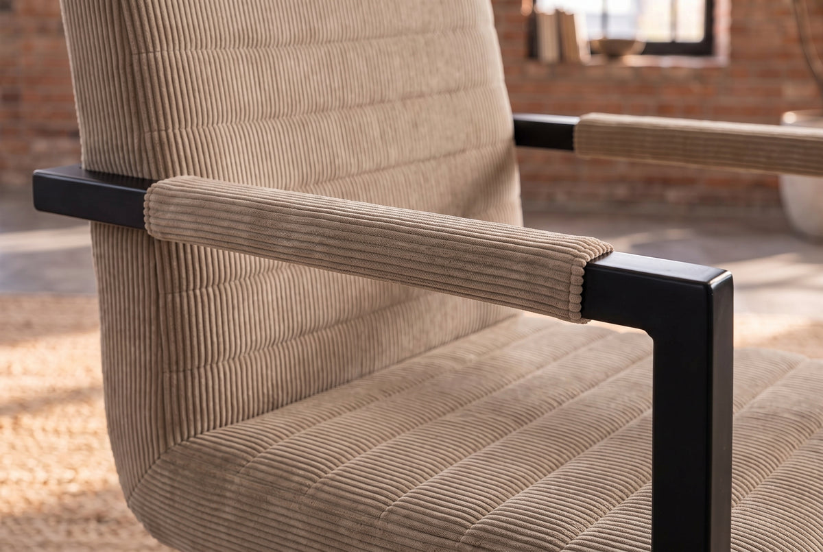 Freischwinger LOFT mit Armlehnen Kord taupe Metallgestell schwarz