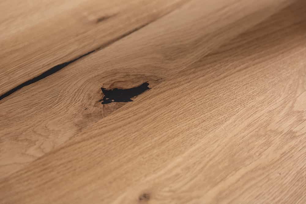 Esstisch GRAND OAK 200cm Wildeichenholz und pulverbeschichtetes Metall