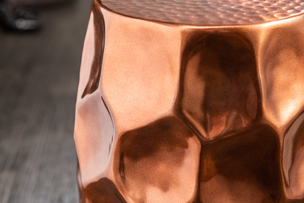 Side table ORGANIC ORIENT 50cm with hammer stroke effect copper