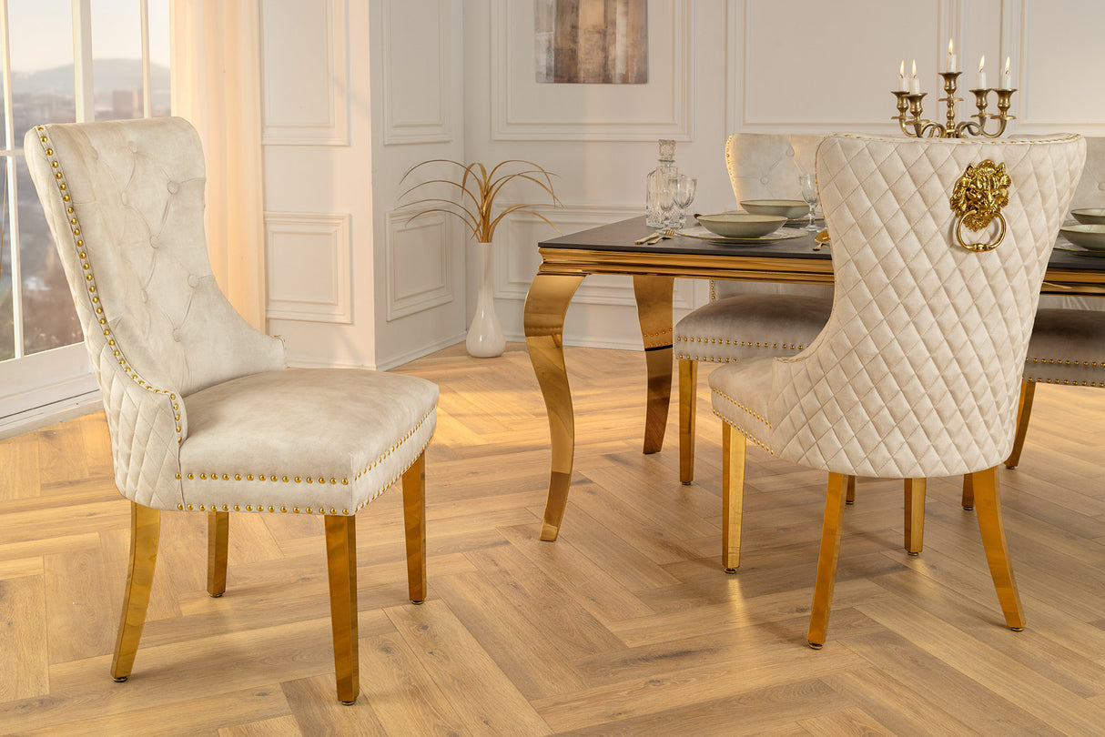 Stuhl CASTLE mit Löwenkopfgriff Samt beige goldene Beine im Barockstil