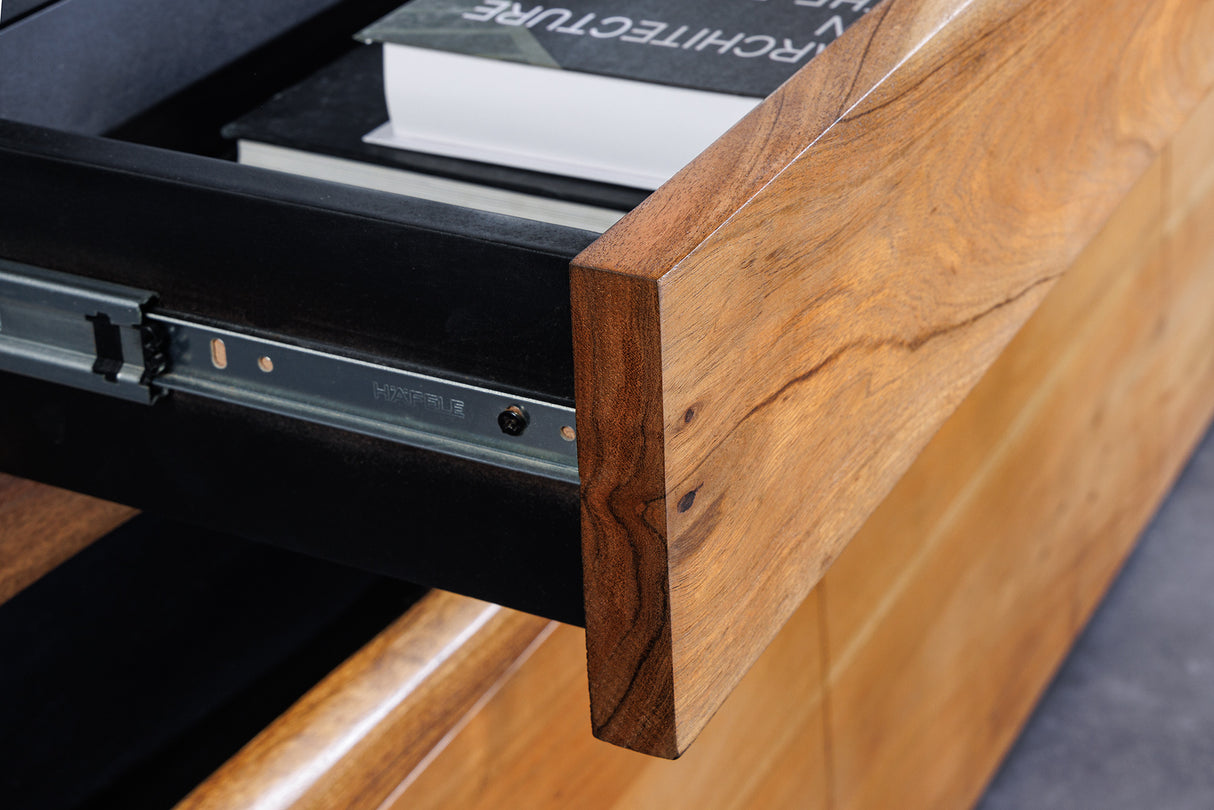 Sideboard GRAND ACACIA 180 cm Akazienholz, naturbelassene Kante, mit LED-Beleuchtung