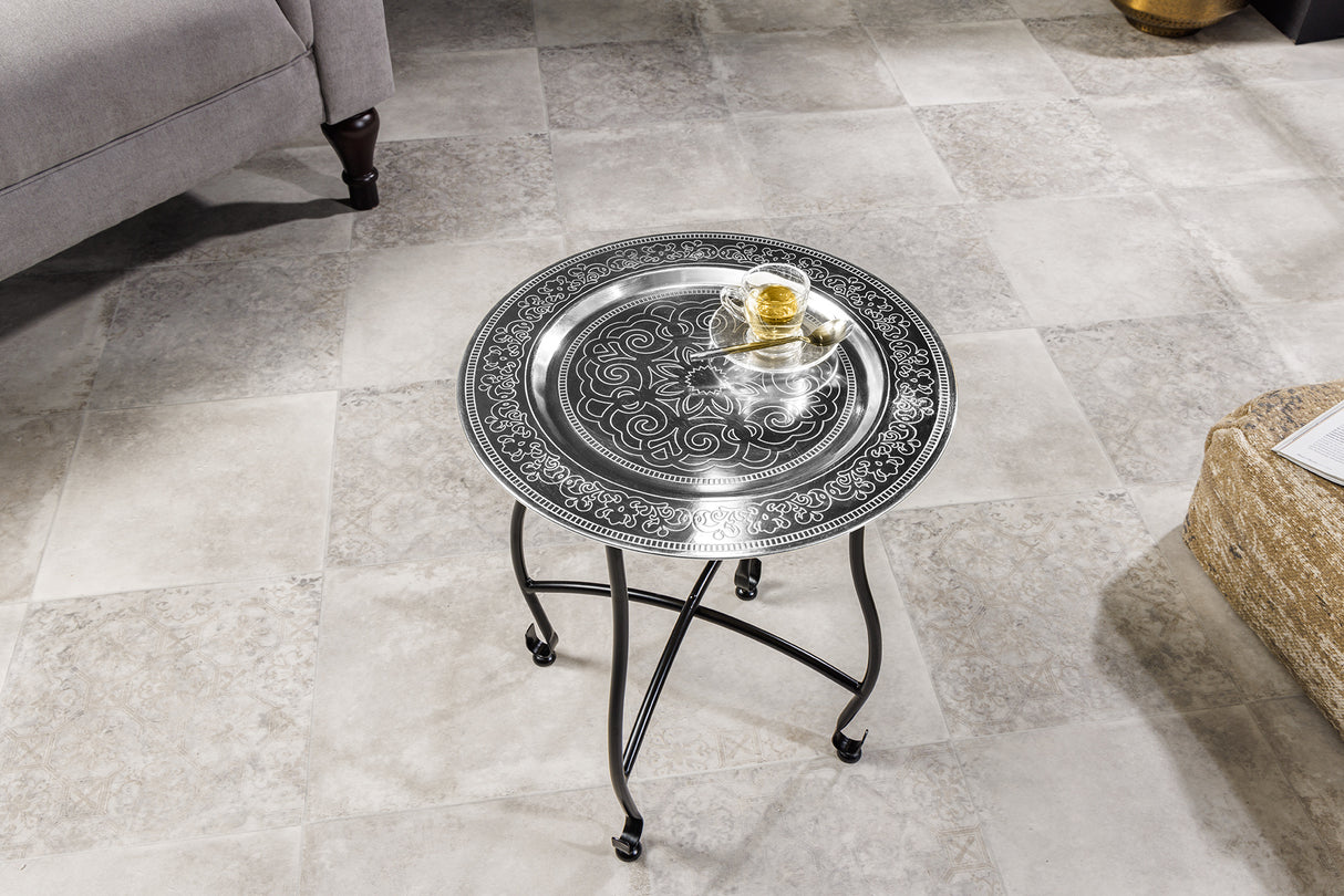 Side table MARRAKESH 50cm silver hammer stroke design removable tray