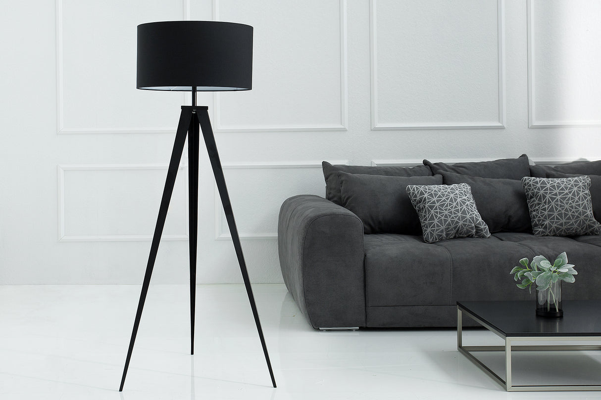 Floor lamp TRIPOD 142cm black retro