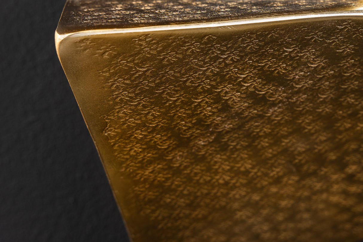 Wall shelf PYRAMID 40cm hammer stroke effect gold