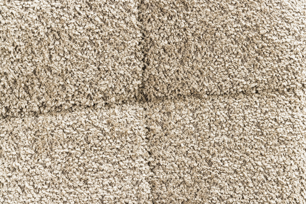 Armchair SCANDINAVIA with armrests bouclé champagne greige