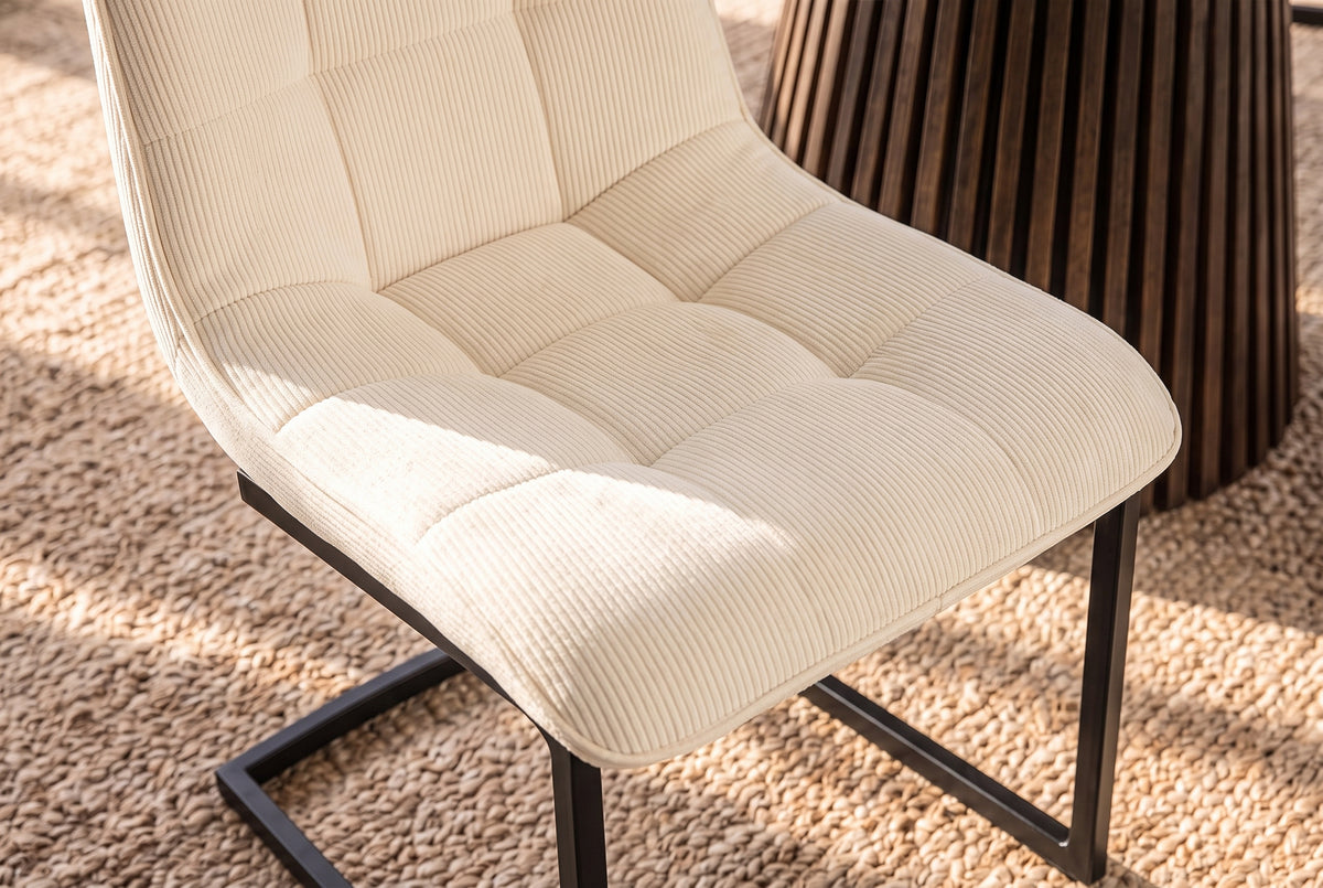 Freischwinger MIAMI quadratische Steppung Cord beige mit schwarzem Metallgestell