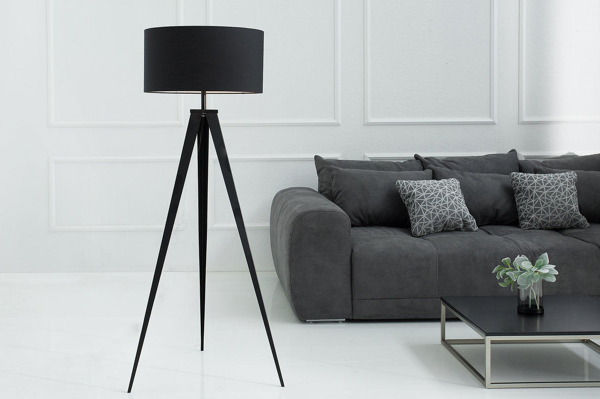 Floor lamp TRIPOD 142cm black retro