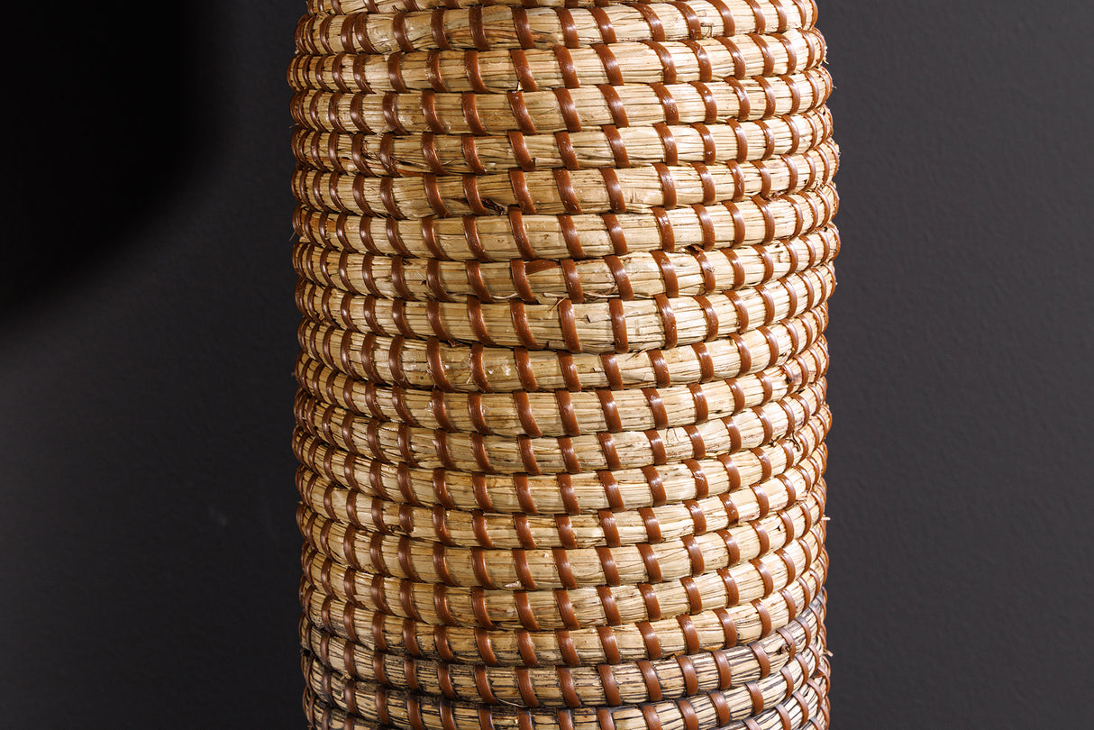 Tischleuchte ZEA 60cm Farbverlauf Seegras natur braun gold mit Lampenschirm grobes Leinen schwarz