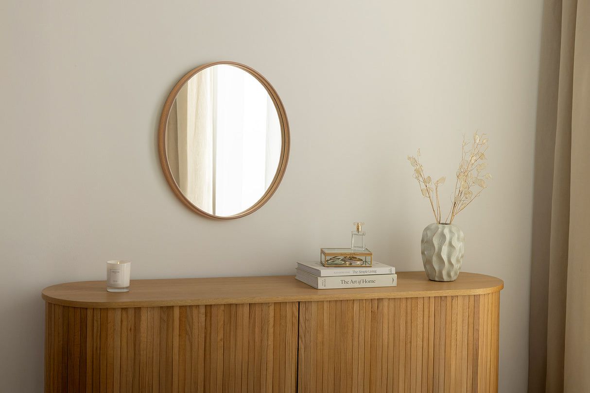 Wall mirrow PORTRAIT 70cm round oak wood veneered