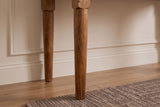 Davenport Schreibtisch HEMINGWAY 90cm mit Schubladen und offenem Ablagefach Mangoholz braun honigfarbenes Finish