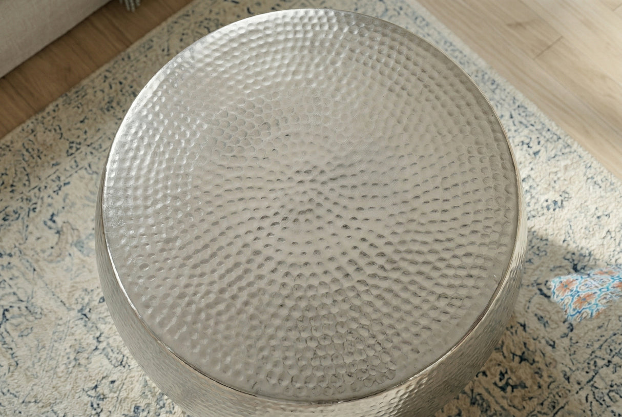 Coffee table ORIENT 60cm hammer stroke effect silver