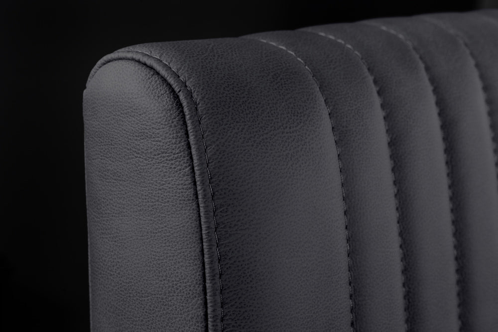 Freischwinger Stuhl BIG ASTON mit Armlehnen Federkern schwarz Metallbeine Leder schwarz