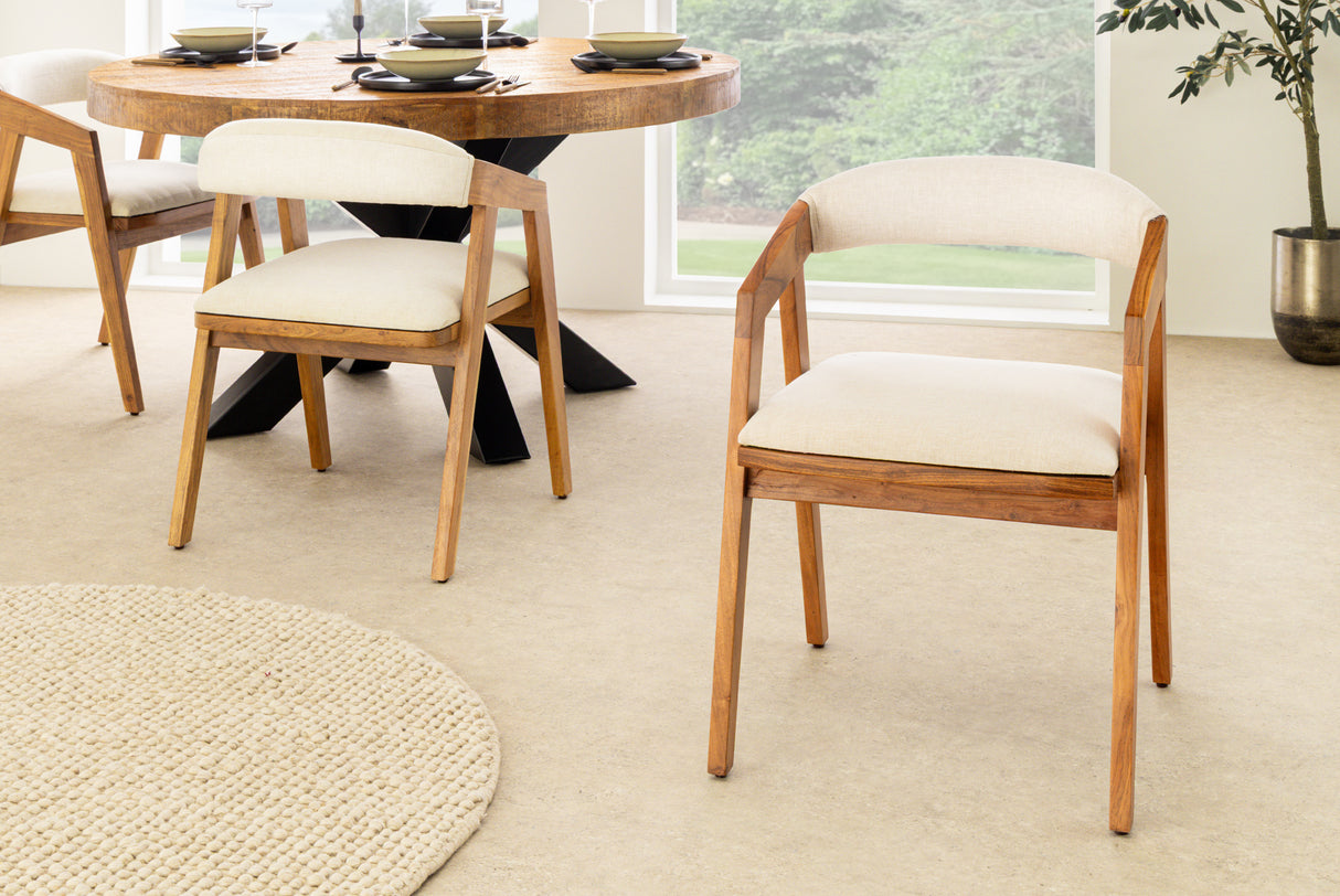 Stuhl MAMMUT, Akazienholz, natur honigfarben, mit flachem, hellgrauem Stoffbezug