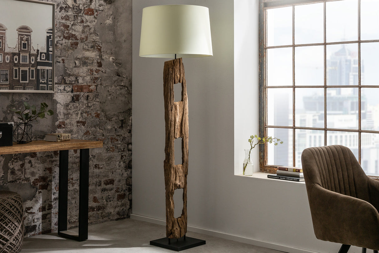 Stehleuchte BARRACUDA 177cm recyceltes Akazienholz mit Baumwollschirm beige