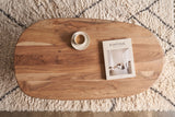 Couchtisch SCULPTURA 110cm skulpturale Form Akazienholz natur