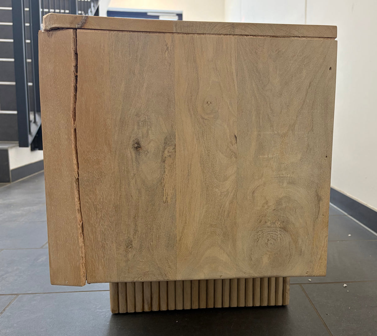 B-TV Board ART DECO 200cm 3D mango wood