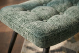 Hocker SCANDINAVIA mit schwarzen Metallbeinen Chenille-Stoff grün